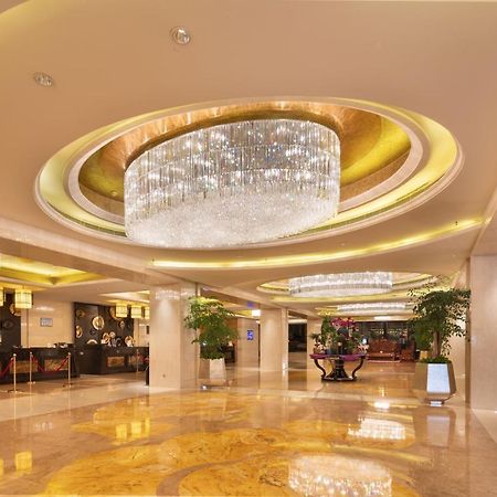 Shenzhen Baolilai International Hotel Exteriör bild