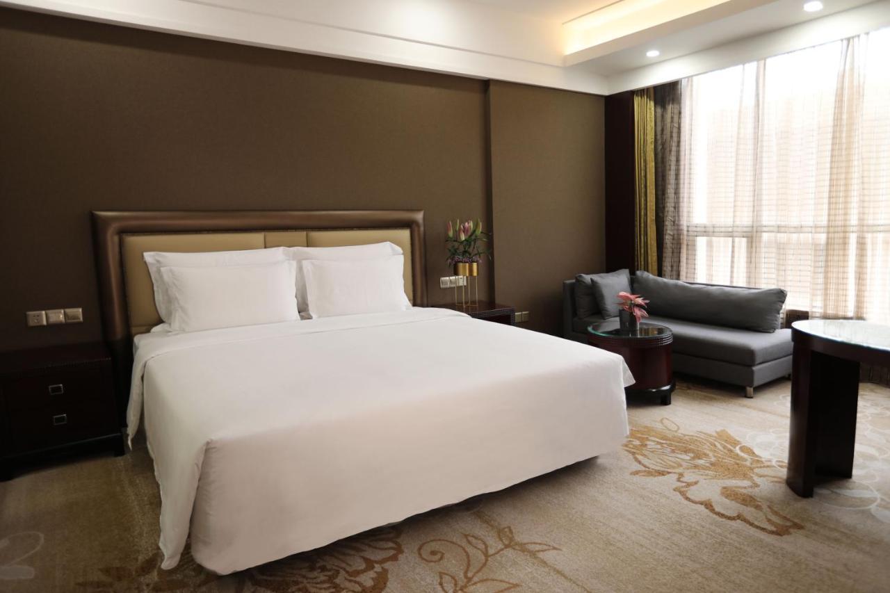 Shenzhen Baolilai International Hotel Exteriör bild